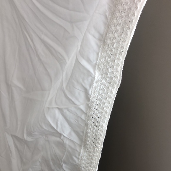 Bindya Coverup - Picture 8 of 9